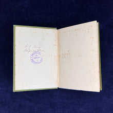 Load image into Gallery viewer, "I love everything that is old; old friends, old times, old manners, old books, old wines" : Oliver Goldsmith - The Vicar of Wakefield (1876)