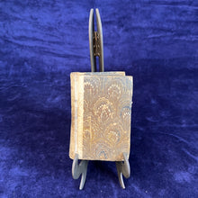 Load image into Gallery viewer, Emblemata, Chess, & Early Reader Annotations: Poemata varia / Marci Hieronymi Vidae Opera - Theodore de Beze/ Marco Girolamo Vida (1599/1585?)