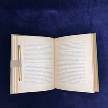 Load image into Gallery viewer, American Arthuriana: Mark Twain - A Connecticut Yankee in King Arthur’s Court (1889)