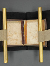 Load image into Gallery viewer, Miniature Bible. With Engravings (1839) [MINIATURE]
