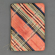 Load image into Gallery viewer, The Thistle Library : Burns' Songs with Illustrations [MINIATURE]
