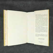 Load image into Gallery viewer, [SIGNED FIRST BCE] Rice- Interiew with the Vampire (1976)
