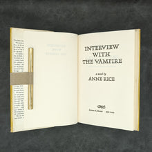 Load image into Gallery viewer, [SIGNED FIRST BCE] Rice- Interiew with the Vampire (1976)
