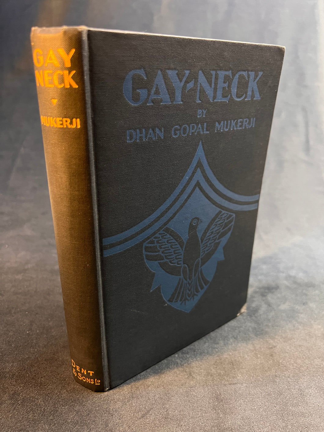 Hero Pigeons: Dhan Gopal Mukerji, Gay-Neck (1928)